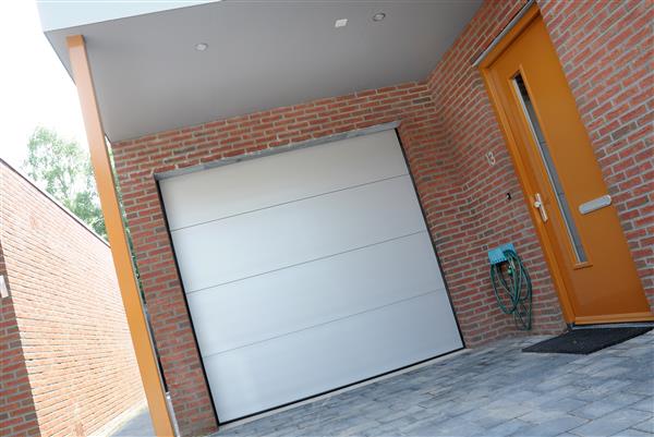 Grote foto garagedeur kopen flevoland harderwijk zwolle doe het zelf en verbouw deuren en horren