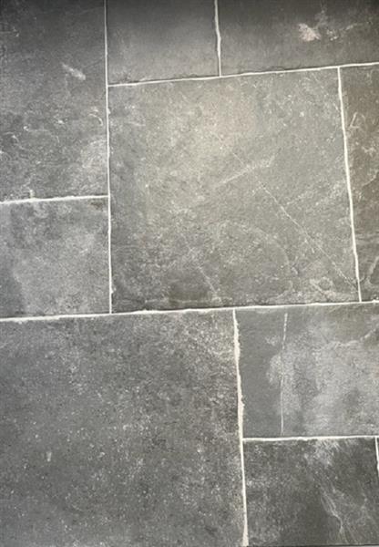 Grote foto landelijke stoere plavuizen 50x50 met ruige look doe het zelf en verbouw tegels