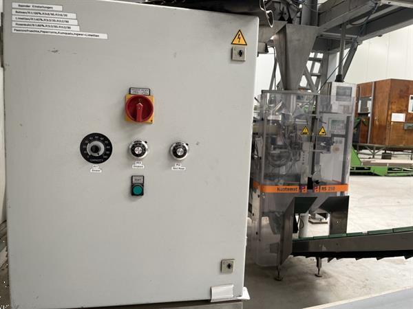 Grote foto hastamat multihead afweegmachine met verticale flowpackmachine en transportbanden agrarisch tuinbouw