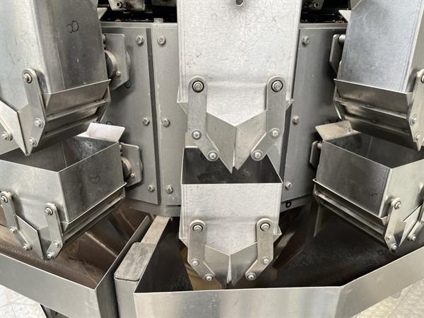 Grote foto hastamat multihead afweegmachine met verticale flowpackmachine en transportbanden agrarisch tuinbouw