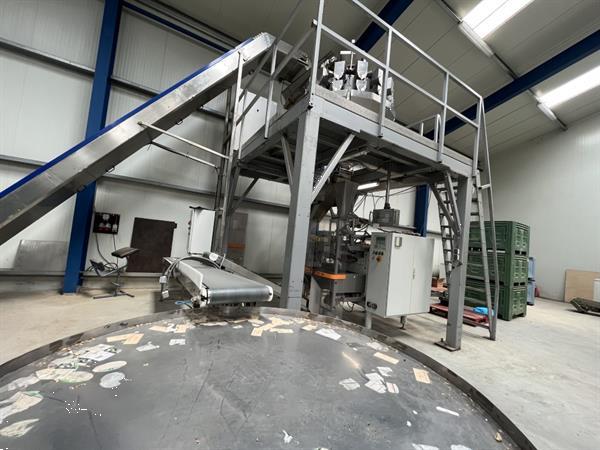 Grote foto hastamat multihead afweegmachine met verticale flowpackmachine en transportbanden agrarisch tuinbouw