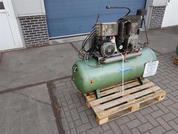 Grote foto gebruikte creemers compressor cst 600 4kw 400v doe het zelf en verbouw compressors