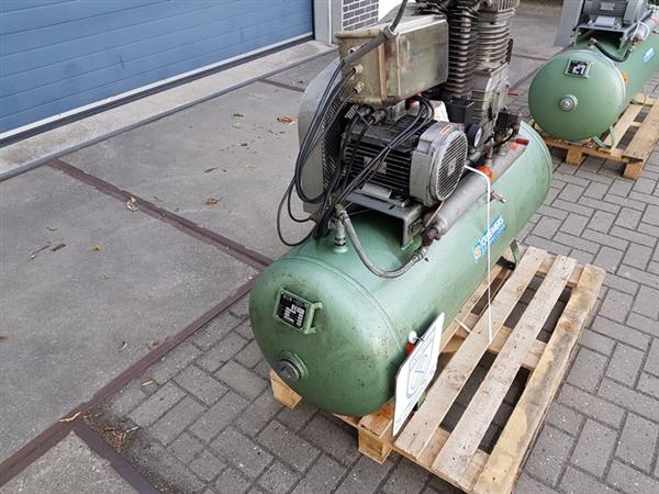 Grote foto gebruikte creemers compressor cst 600 4kw 400v doe het zelf en verbouw compressors