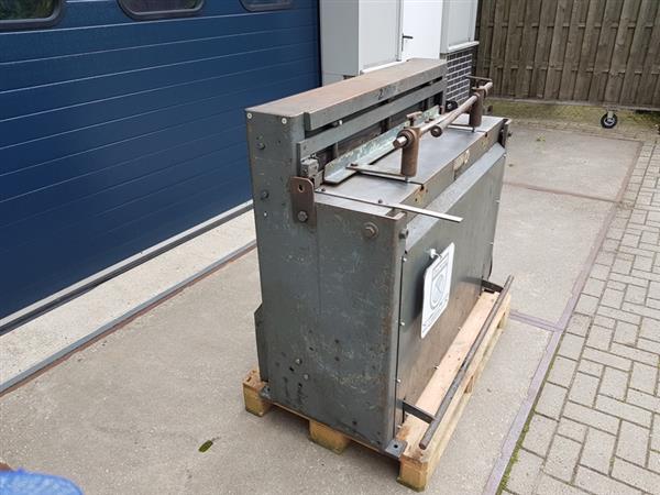 Grote foto jorg compactschaar type 4002e 1050x2mm 400v knipbank plaatschaar doe het zelf en verbouw gereedschappen en machines