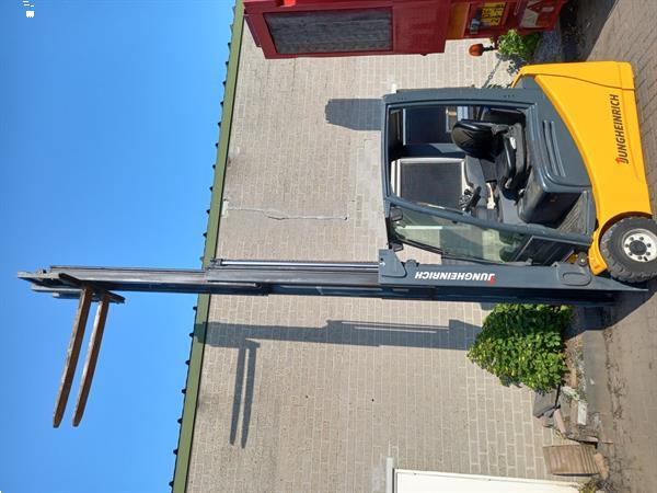 Grote foto jungheinrich efg 220 heftruck triplo 4 5 m low hour agrarisch heftrucks