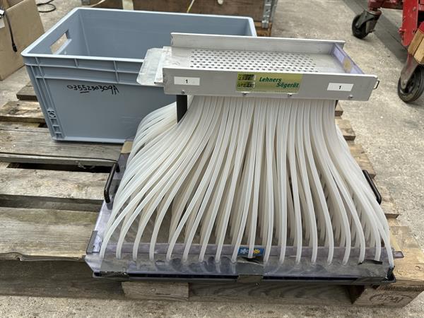Grote foto lehners handzaaimachine voor trays met 285 cellen agrarisch tuinbouw