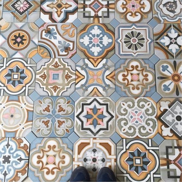 Grote foto portugese tegel vives vodevil musichalls 20x20 doe het zelf en verbouw tegels