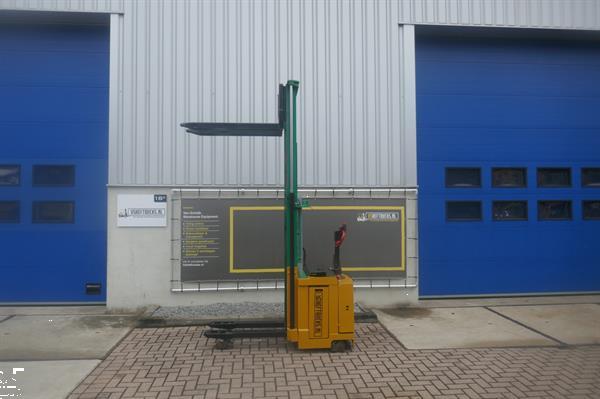 Grote foto vs 21220 elektrische stapelaar 2500mm initiele lift doe het zelf en verbouw hefwerktuigen