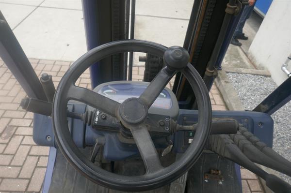 Grote foto vs 21216 lpg gas triplex heftruck komatsu 1800kg sideshift agrarisch heftrucks