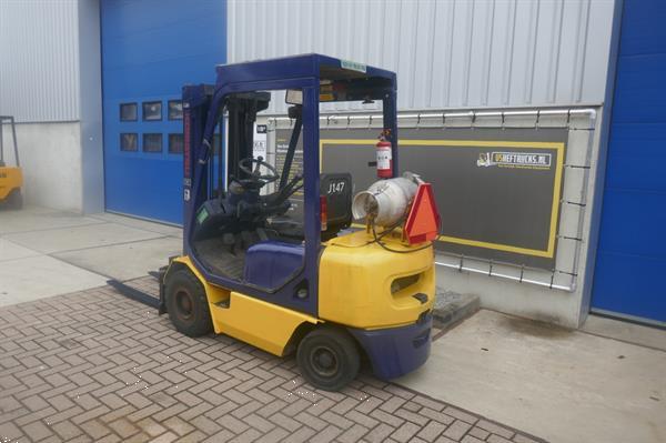 Grote foto vs 21216 lpg gas triplex heftruck komatsu 1800kg sideshift agrarisch heftrucks