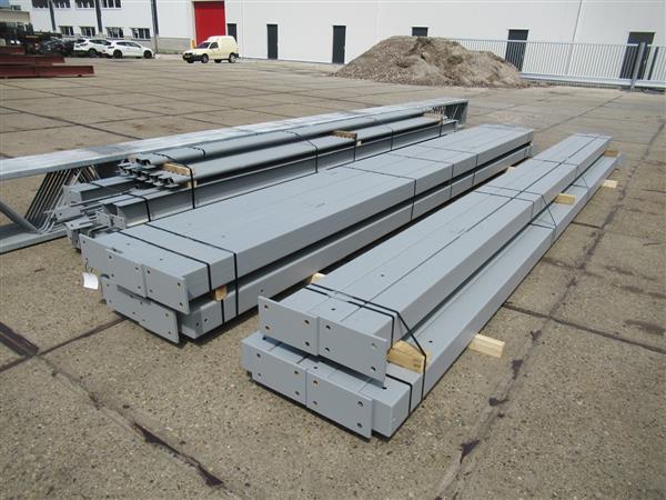 Grote foto gebruikte staalconstructie 12.20 x 50.00 meter zakelijke goederen bedrijfs onroerend goed
