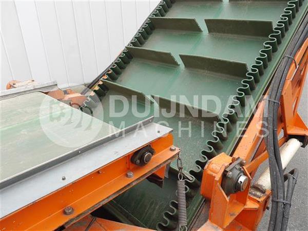 Grote foto nobels 3bc rooimachine met elevator. 180 cm spoorbreedte agrarisch oogstmachines