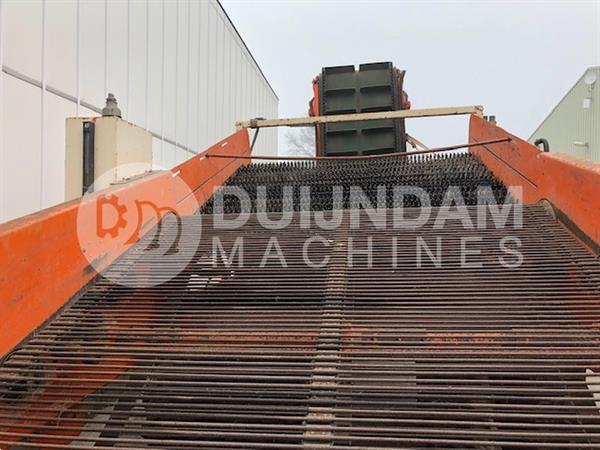 Grote foto nobels 3bc rooimachine met elevator. 180 cm spoorbreedte agrarisch oogstmachines