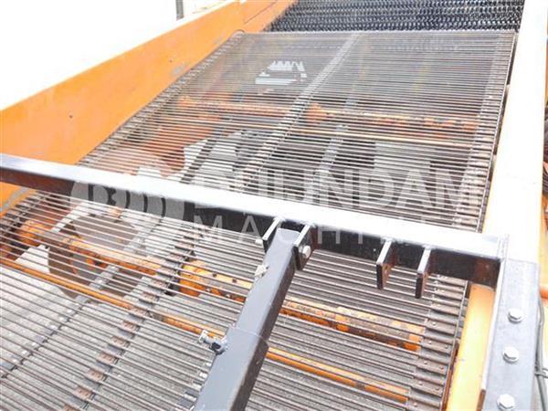 Grote foto nobels 3bc rooimachine met elevator. 180 cm spoorbreedte agrarisch oogstmachines