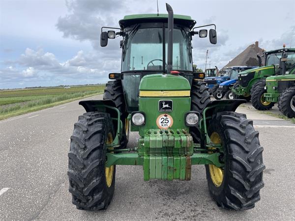 Grote foto john deere 2250 agrarisch tractoren