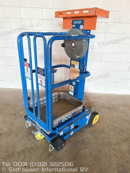 Grote foto power towers pecolift masthoogwerker hoogwerker peco lift doe het zelf en verbouw hoogwerkers