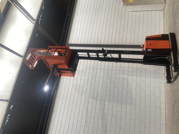 Grote foto 2012 bt elektrische orderpicker 1000kg 460cm freelift doe het zelf en verbouw hefwerktuigen