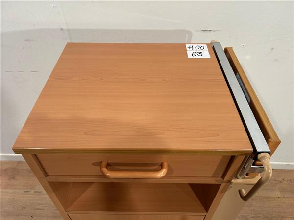 Grote foto stiegelmeyer houten nachtkastje 00 03 diversen verpleegmiddelen en hulpmiddelen