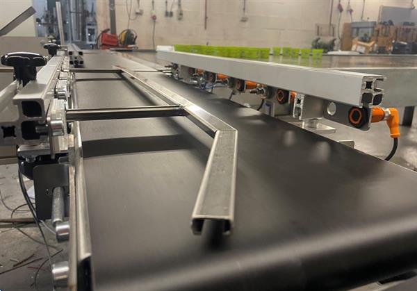 Grote foto nieuwe bufferband met overduwer voor potplanten en trays agrarisch tuinbouw