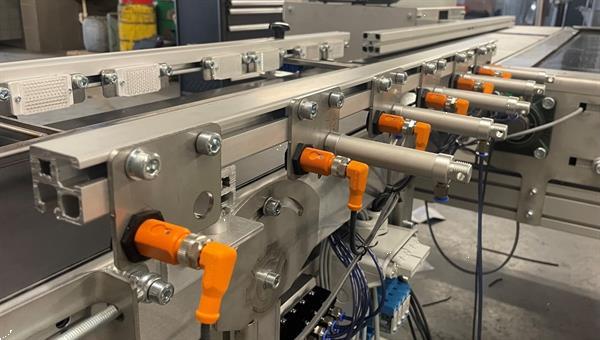 Grote foto nieuwe bufferband met overduwer voor potplanten en trays agrarisch tuinbouw