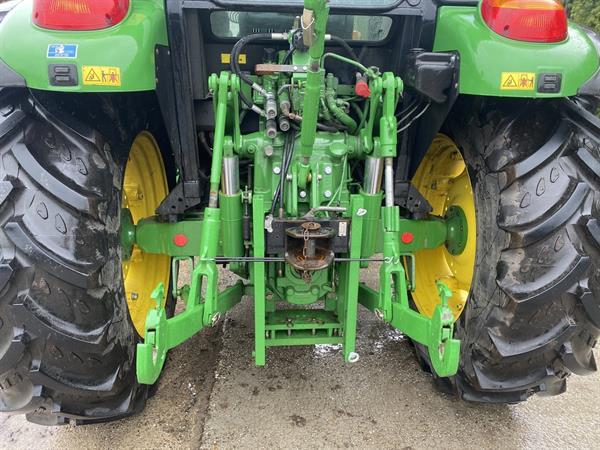 Grote foto john deere 5820 agrarisch tractoren