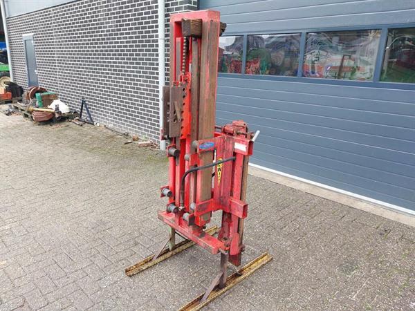 Grote foto wifo hefmast agrarisch tractor toebehoren