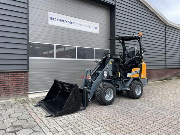 Grote foto giant g1500 minishovel kniklader nieuw 495 lease agrarisch shovels