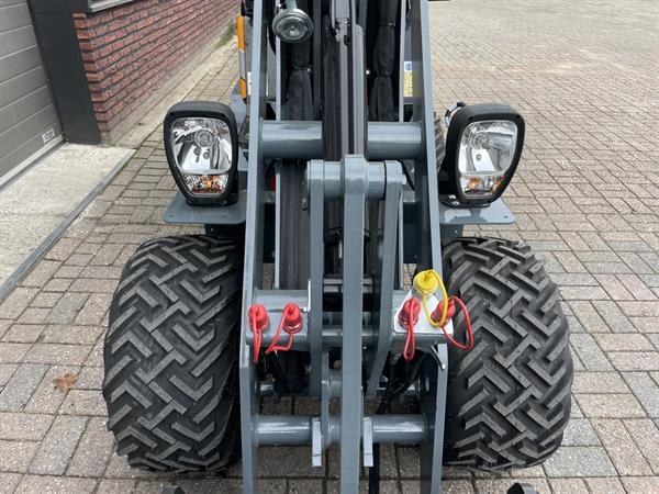 Grote foto giant g1500 minishovel kniklader nieuw 495 lease agrarisch shovels