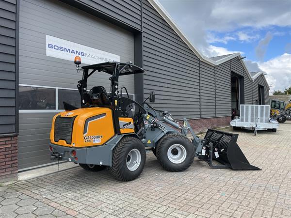 Grote foto giant g2700 x tra hd minishovel bj 2022 10 uur agrarisch shovels