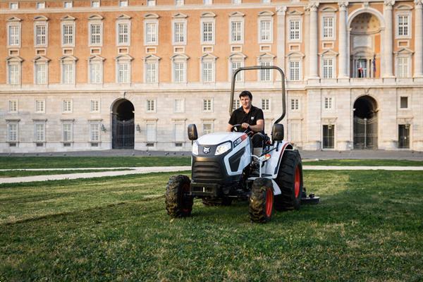 Grote foto bobcat ct2025 hst compact tractor 25pk 513 36mnd 0 rente agrarisch tractoren