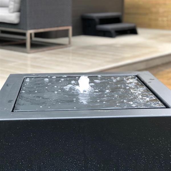 Grote foto watertafel ab13 standaard adezz met 1 fontein en ledverlichting afmeting 80x80x40 cm. tuin en terras overige tuin en terras