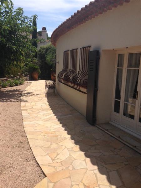 Grote foto mediterraanse stijl flagstones brasil yellow kwartsiet tuin en terras tegels en terrasdelen