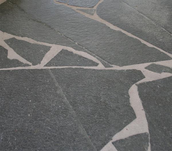 Grote foto prachtige zwarte leisteen flagstones voor tuin terras tuin en terras tegels en terrasdelen