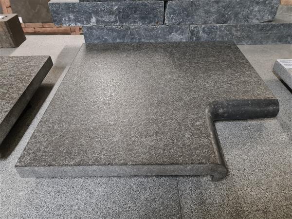 Grote foto zwembadranden natuursteen hardsteen basalt graniet tuin en terras zwembaden toebehoren