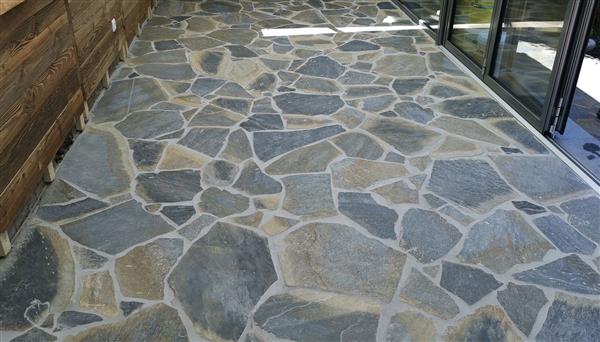 Grote foto topkwaliteit flagstones kavala blue kwartsiet tuin en terras tegels en terrasdelen