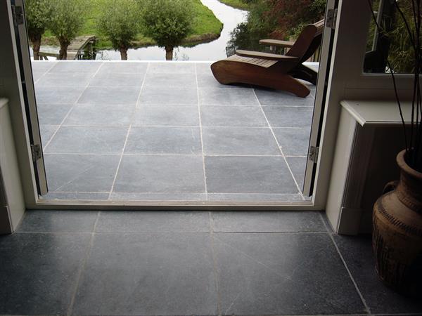 Grote foto landelijke tegels castle stone black 60x90 cm voor tuin tuin en terras tegels en terrasdelen