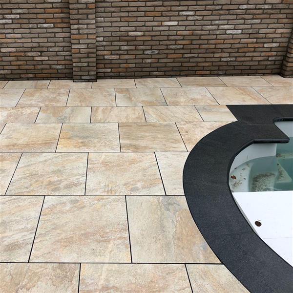 Grote foto mediterraanse stijl keramiek tuintegels beige gold tuin en terras tegels en terrasdelen