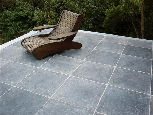 Grote foto mediterraanse terrastegels castle stone beige wildverband tuin en terras tegels en terrasdelen