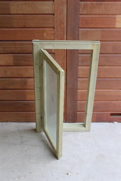 Grote foto nieuwe ge mpregneerde raamkozijnen 101x59 cm doe het zelf en verbouw kozijnen en schuifpuien