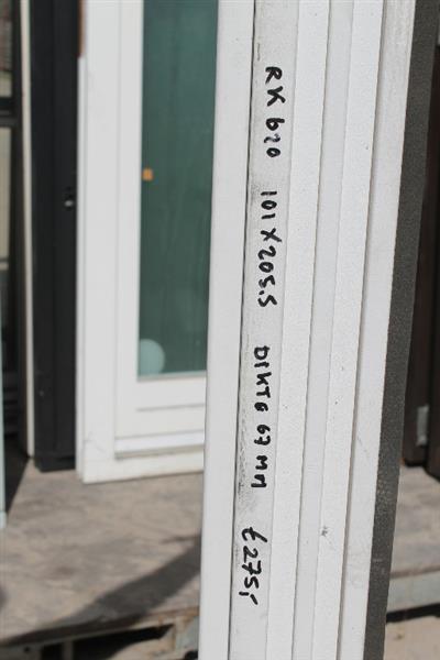 Grote foto hardhouten raamkozijn met roedeverdeling doe het zelf en verbouw kozijnen en schuifpuien