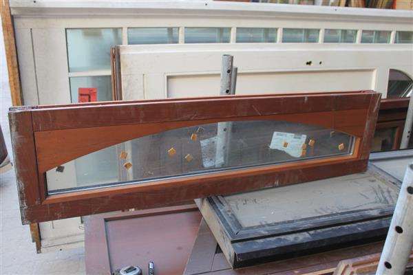 Grote foto hardhouten raamkozijn met toog 128x33 cm doe het zelf en verbouw kozijnen en schuifpuien