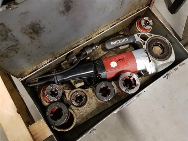 Grote foto draadsnijmachine rems ridgid 230v handzaam doe het zelf en verbouw gereedschappen en machines