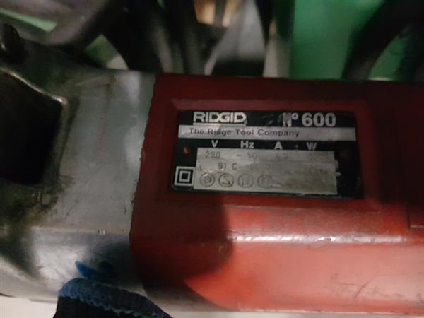 Grote foto draadsnijmachine rems ridgid 230v handzaam doe het zelf en verbouw gereedschappen en machines