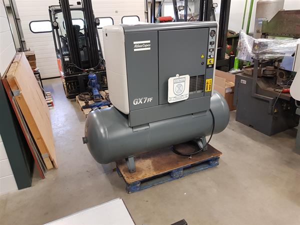 Grote foto compressor atlas copco schroefcompressor gx7ff doe het zelf en verbouw gereedschappen en machines