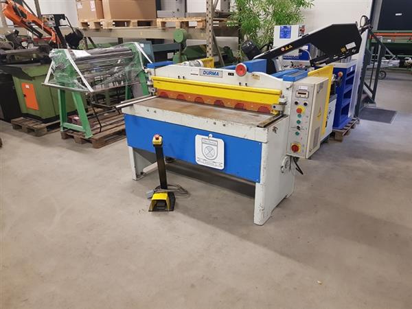 Grote foto durma schaar 1350x3mm met elektrische achteraanslag knipschaar knipbank guillotineschaar doe het zelf en verbouw gereedschappen en machines