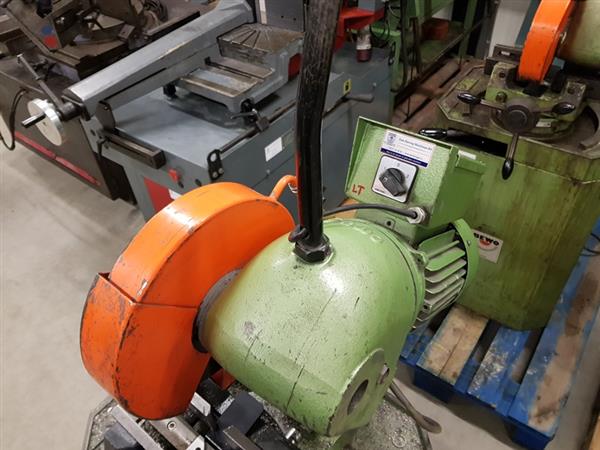 Grote foto cirkelzaag afkortzaag bewo 250 lt met koeling geschikt voor rvs leuning railing trappen bordessen me doe het zelf en verbouw zaagmachines