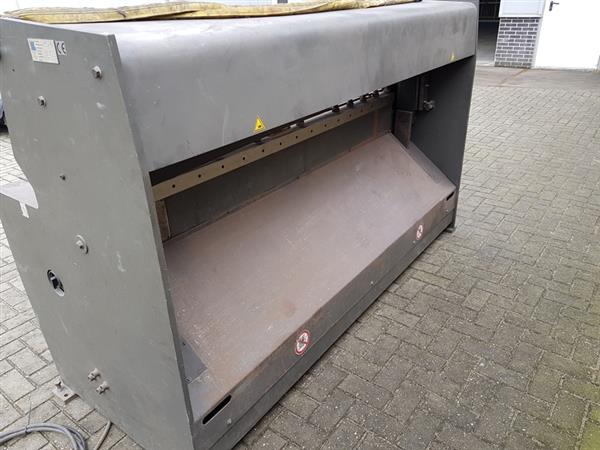 Grote foto schaar jorg compact en stil 2050x3mm guillotineschaar plaatschaar knipbank doe het zelf en verbouw gereedschappen en machines