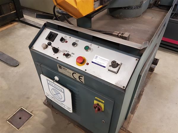 Grote foto bandzaagmachine lintzaagmachine anbas tr300 sa metaallintzaag afkortzaag zaagmachine doe het zelf en verbouw zaagmachines