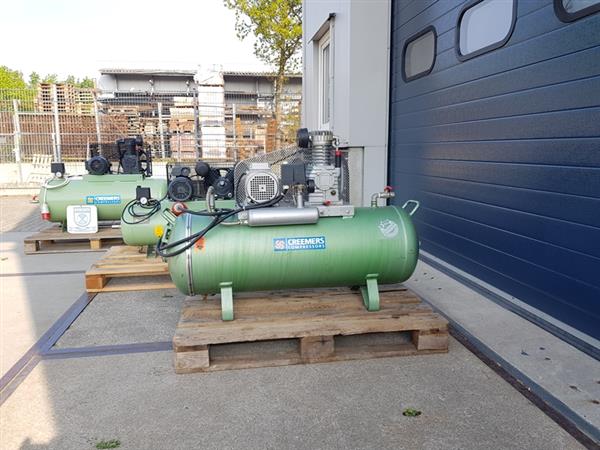 Grote foto creemers compressor 2 2kw 150l tank gebruikte compressors werkplaats. doe het zelf en verbouw compressors