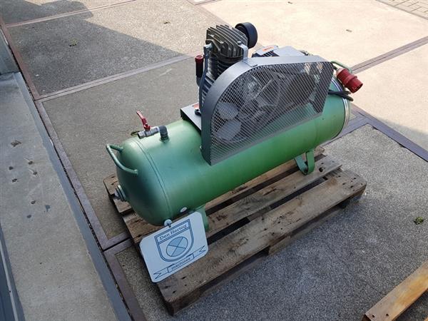 Grote foto creemers compressor 400v tank 150l geheel nagezien gebruikte compressor doe het zelf en verbouw compressors